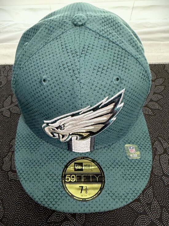 New Era Other - New Era 59FIFTYPhiladelphia Eagles Sideline On Field Fitted Hat/Cap Size 7 3/8